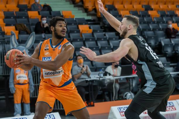 达近二十年 达近二十年