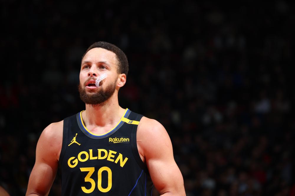 万美元的保 万美元的保